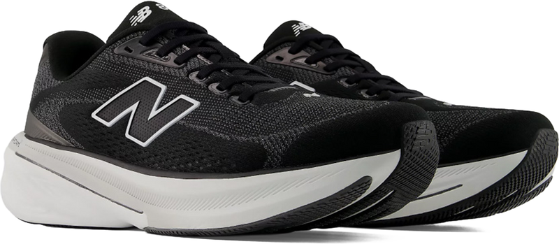 Men's New Balance Footwear in Black/ White. Sku: M8607GW-4E