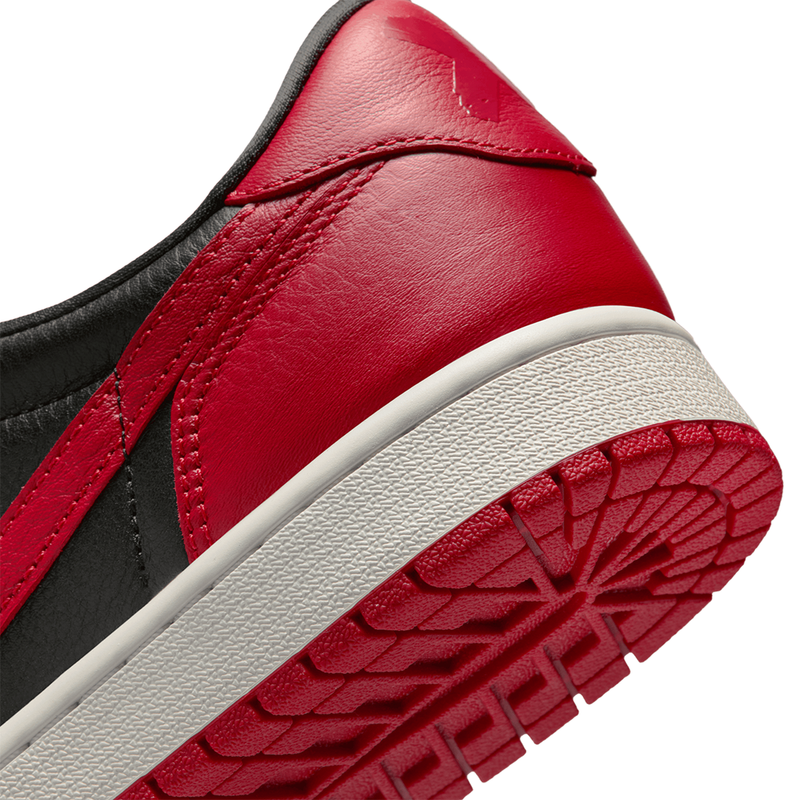 AIR JORDAN 1 RETRO LOW OG VARSITY RED/SUMMIT WHITE "BANNED"