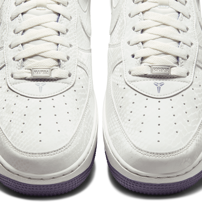 KOBE AIR FORCE 1 LOW SUMMIT WHITE/ DAYBREAK