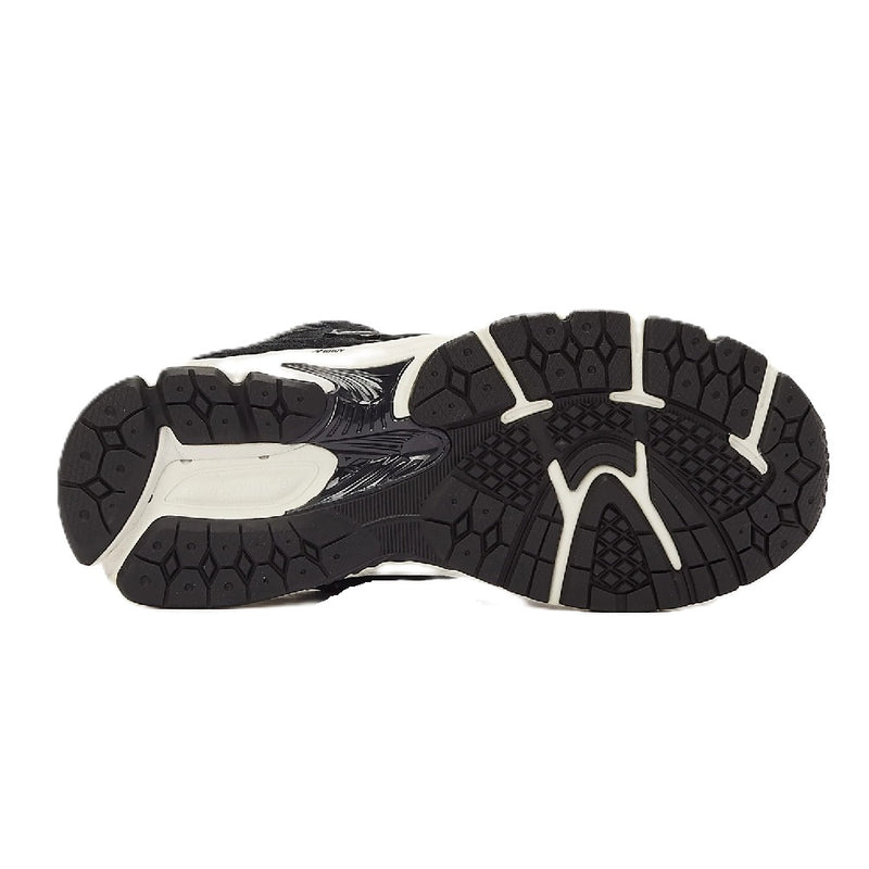Little Kid's New Balance 2002 Black Black (PC2002BK)