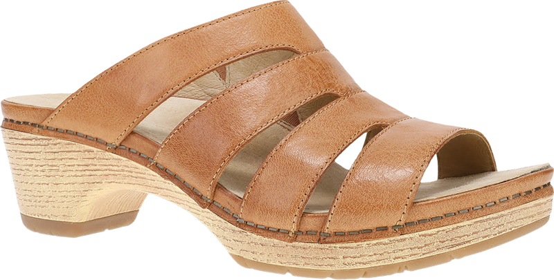 Quarter turn view Women's Dansko Footwear style name Lyndi in color Natural. Sku: 2221161400