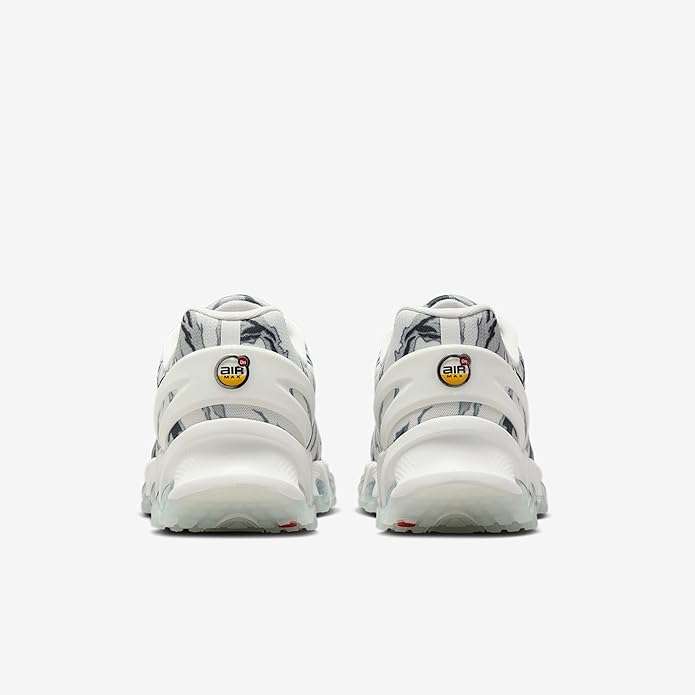 Men's Air Max DN8 PRM Summit White/DK Smoke Grey (IH0377 100)