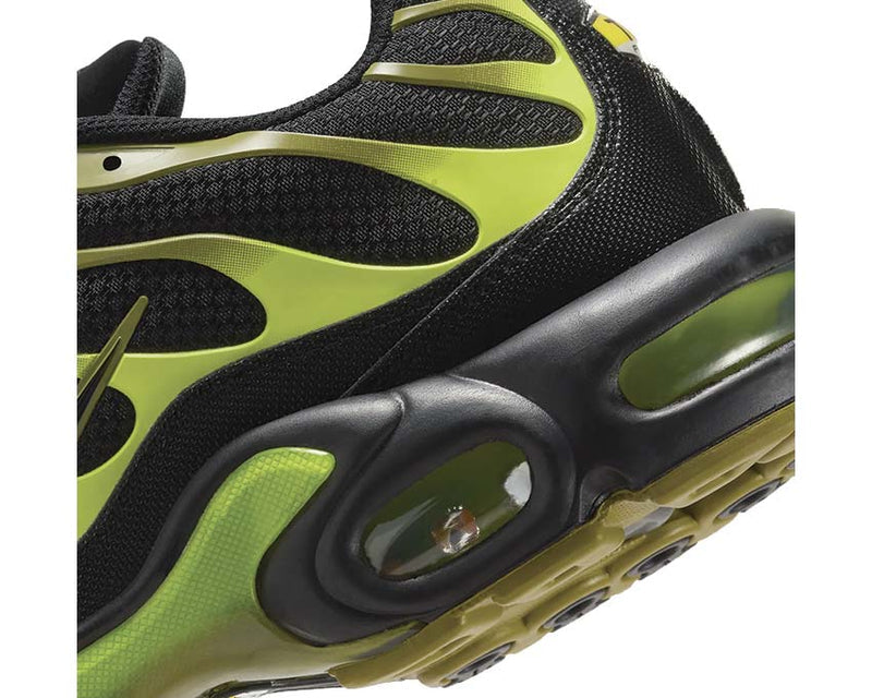 Men's Air Max Plus Black/Black-Cyber-Pacific Moss (DM0032 010)