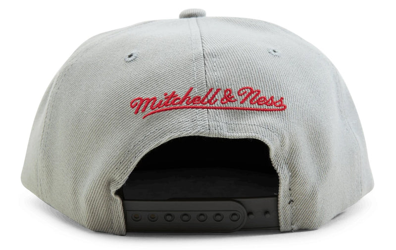 Men's Mitchell & Ness Grey NBA Milwaukee Bucks Cool Grey 3 Snapback - OSFA