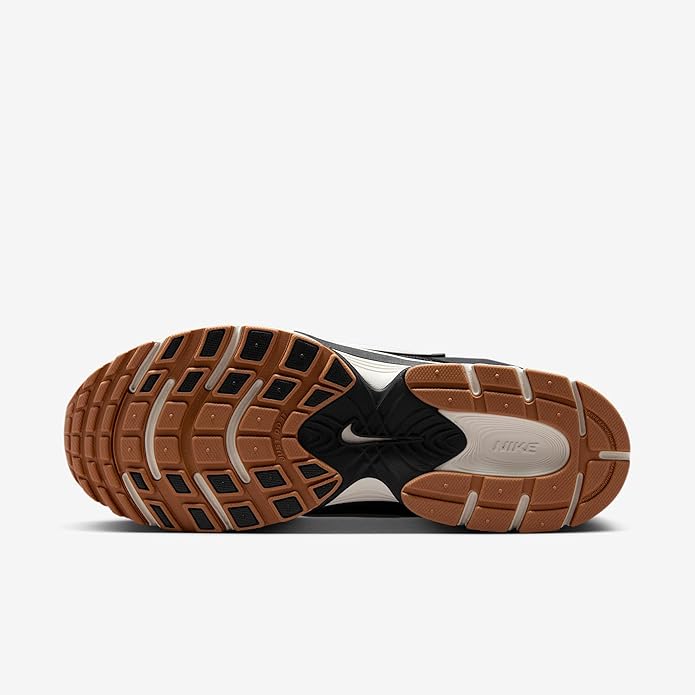 Men's V5 RNR Black/Phantom-Gum Med Brown (II6292 004)