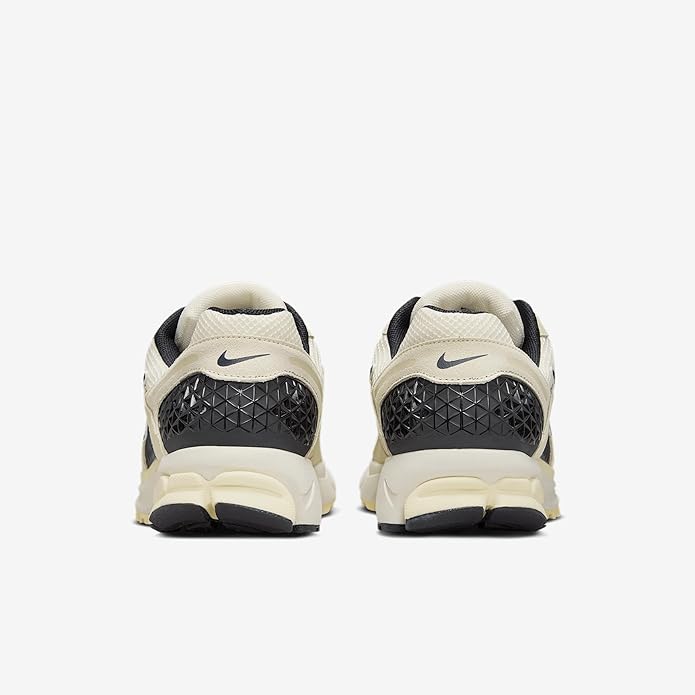 Men's Zoom Vomero 5 Alabaster/Pale Ivory-Black (HF1553 701)