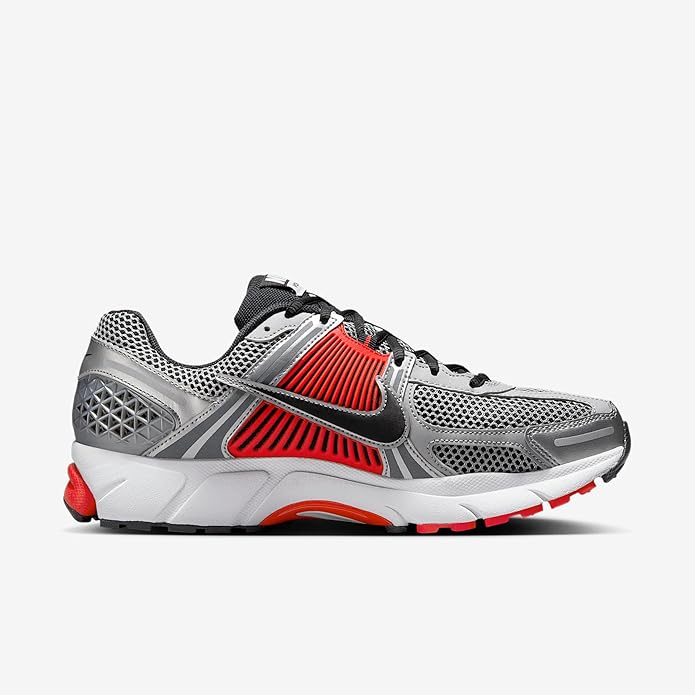 Men's Zoom Vomero 5 Metallic Silver/Black (FJ4151 005)