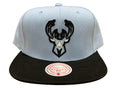 Mitchell & Ness Light Bl/Bk NBA Milwaukee Bucks Uni Away 2 Tone Snapback - OSFA