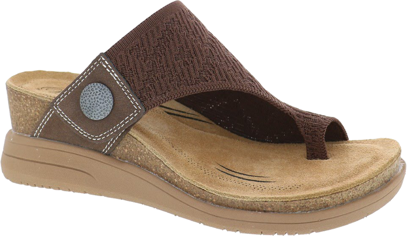 Quarter turn view Women's Birkenstock Footwear style name Summer in color Brown. Sku: 4035246