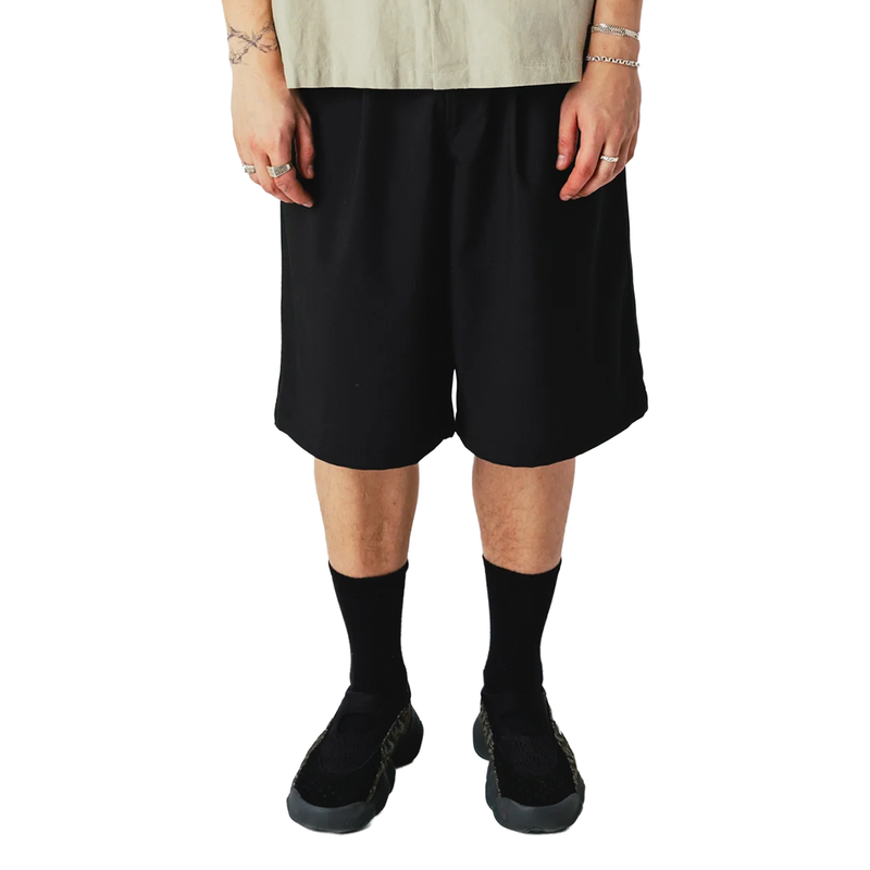 WBBIN GUAN SHORTS BLACK