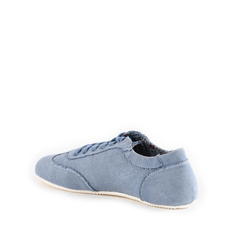 Winnie Sneaker