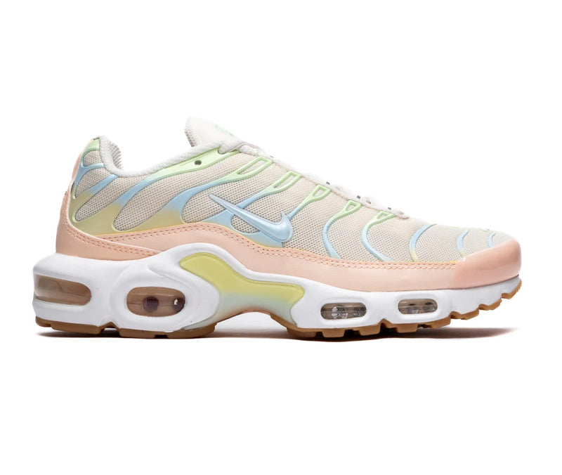 Women's Air Max Plus Crimson Tint/Glacier Blue (DZ3671 800)