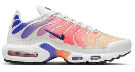 Women's Air Max Plus Platinum Tint/Black (DZ3670 003)