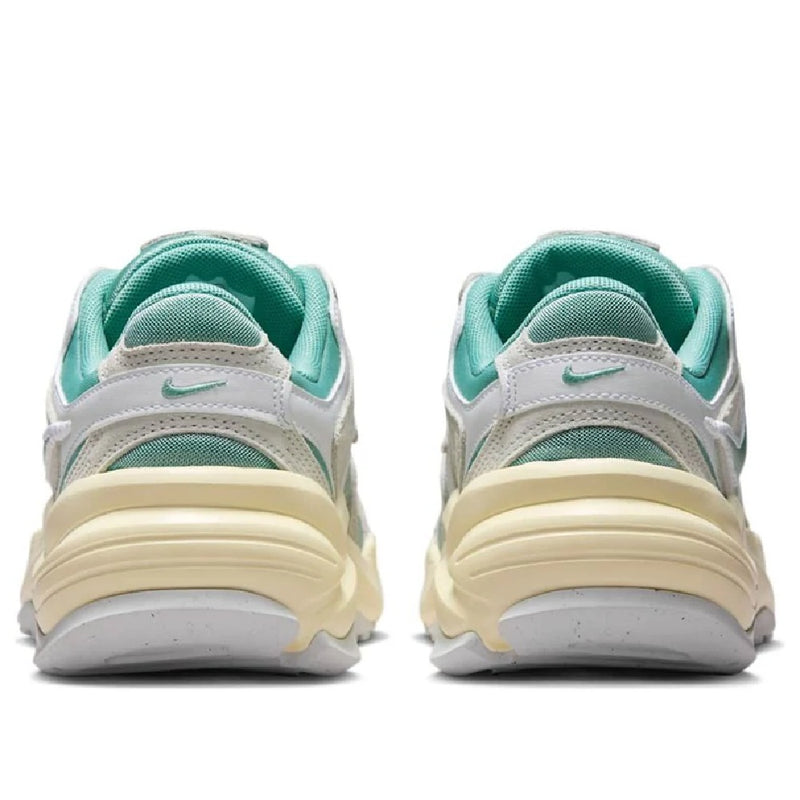 Women's AL8 Photon Dust/Cannon-White (IB3952 001)