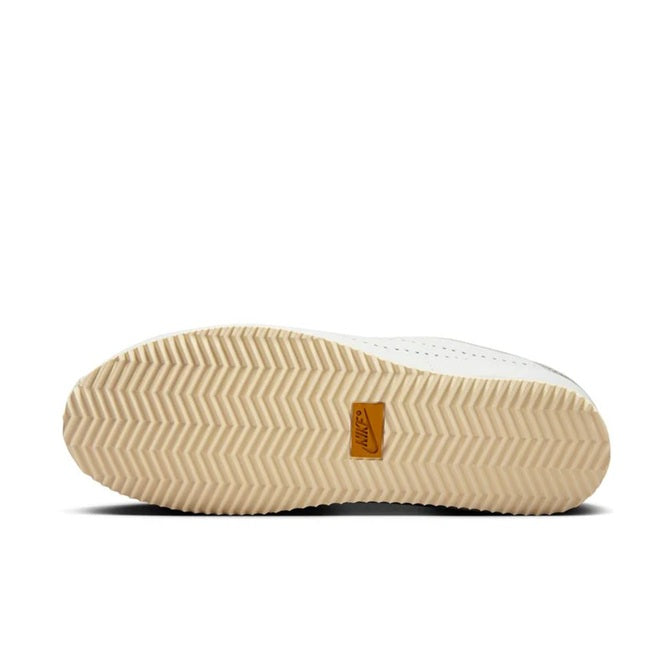 Women's Cortez LT White/Bronze-Light Bone (HQ1841 100)