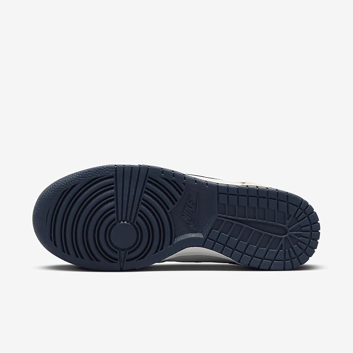 Women's Dunk High PRM MF Sail/Obsidian-Sesame (DX2044 101)