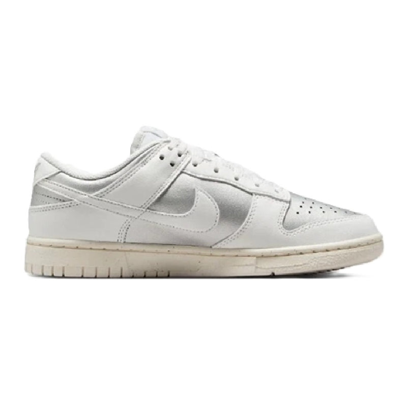 Women's Dunk Low Next Nature Mtlc Platinum/Summit White (IB7311 001)