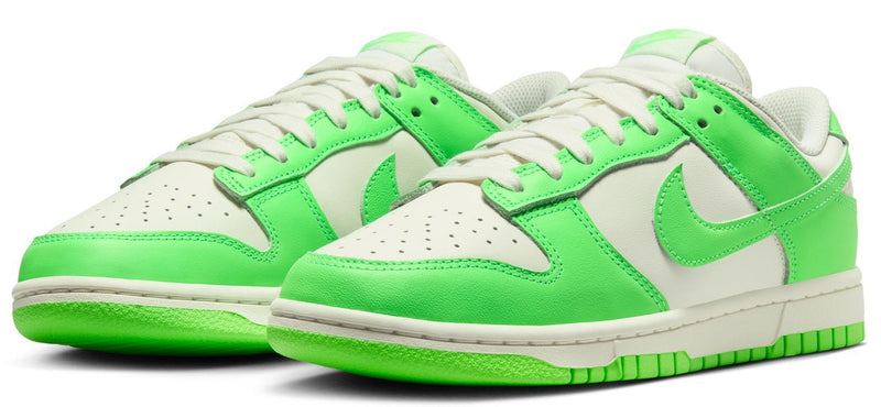 Women's Dunk Low Sail/Green Strike (HV0842 133)