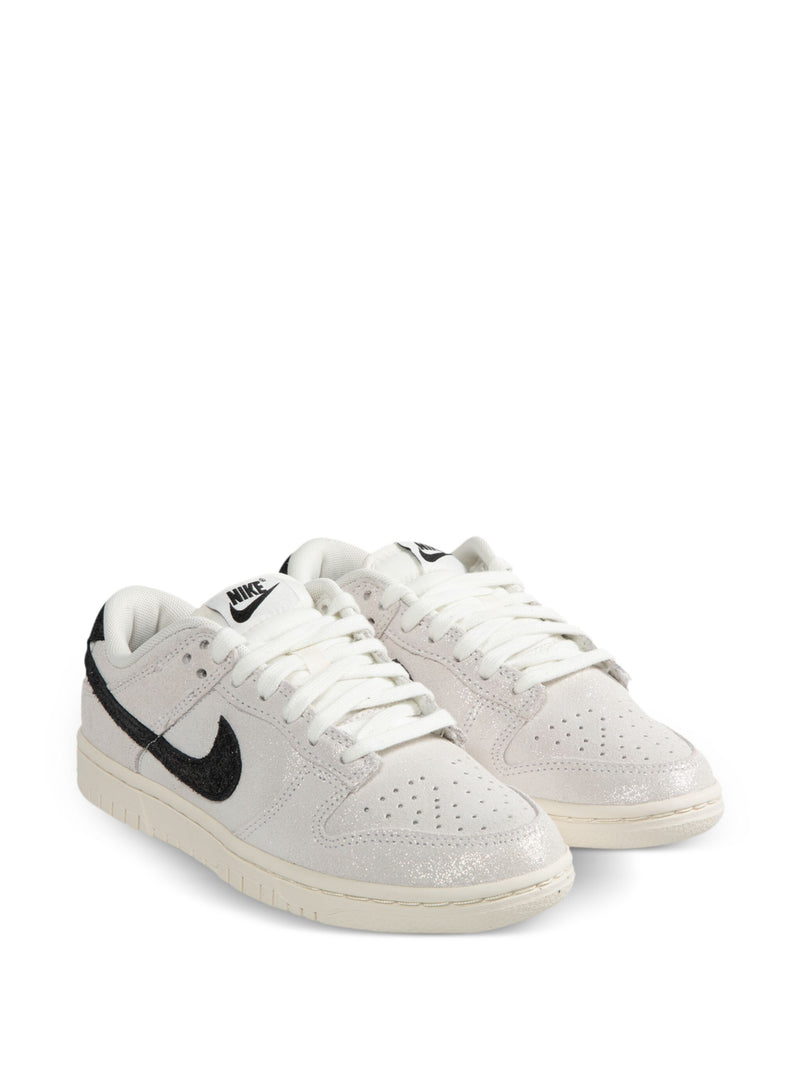 Women's Dunk Low SE White/Black-Team Red (HQ3502 100)