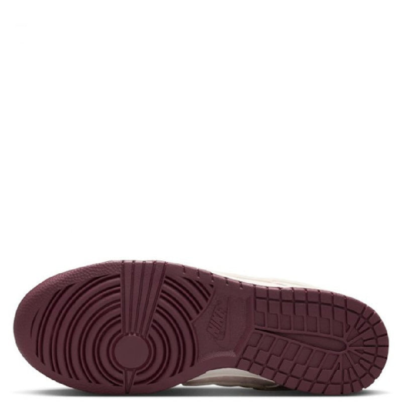Women's Dunk Low Silt Red/Sail-light Bone (IQ1145 610)