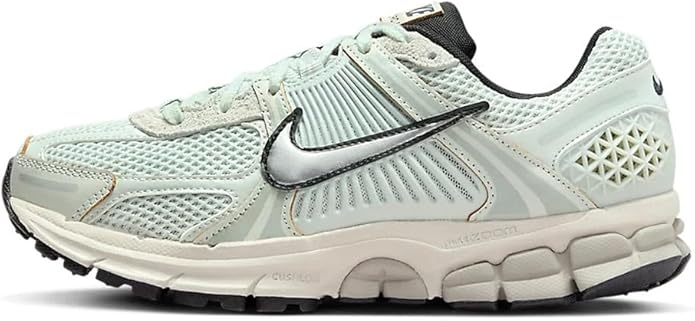Women's Zoom Vomero 5 Light Silver/Chrome-Light Bone (FN6742 001)